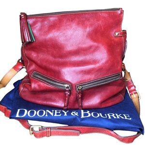Dooney & Bourke Shoulder Bag Red Leather Large Tassel Zip Beautiful Quality